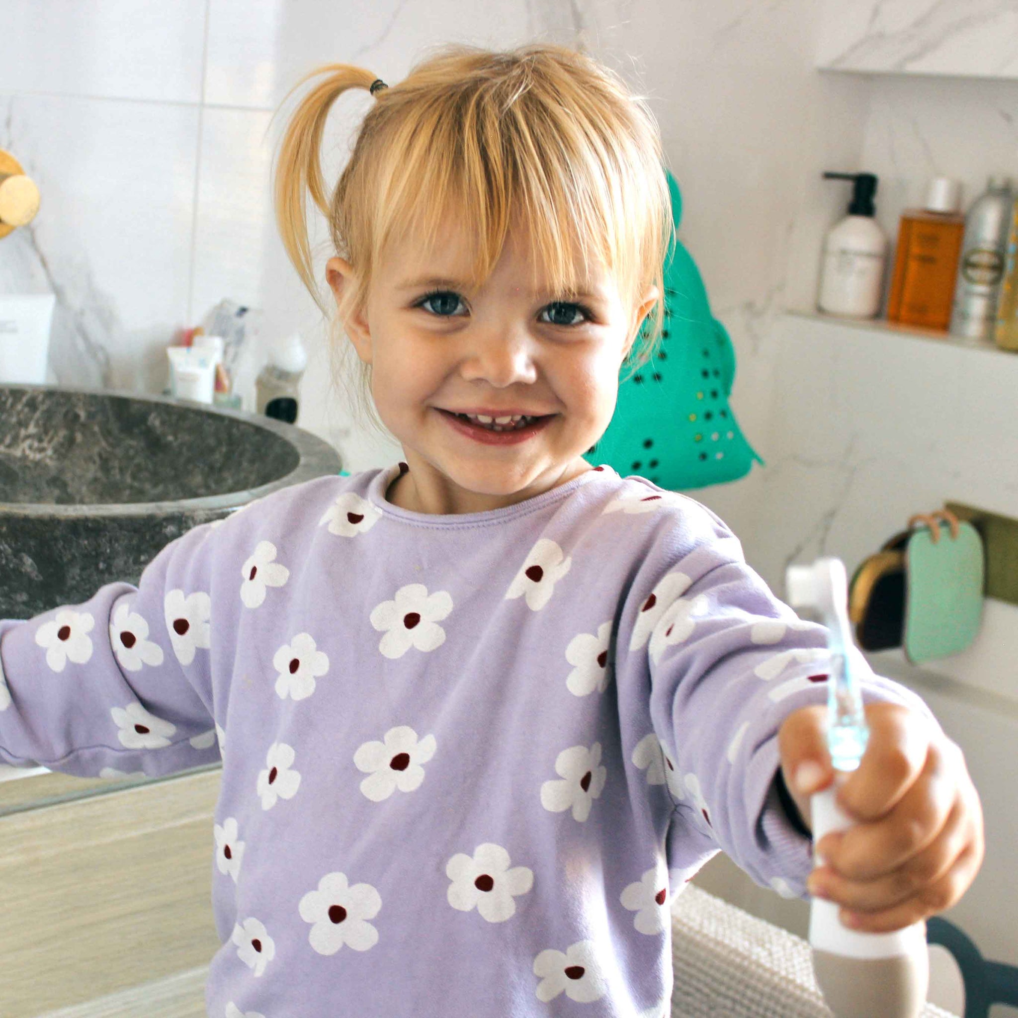 Sönik Pro: Evolutive Sonic Toothbrush (0-6 Years) – Bblüv Canada