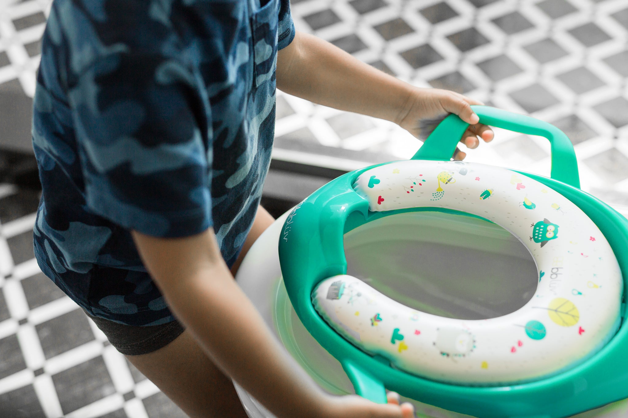 The potty training seat Bbluv Canada